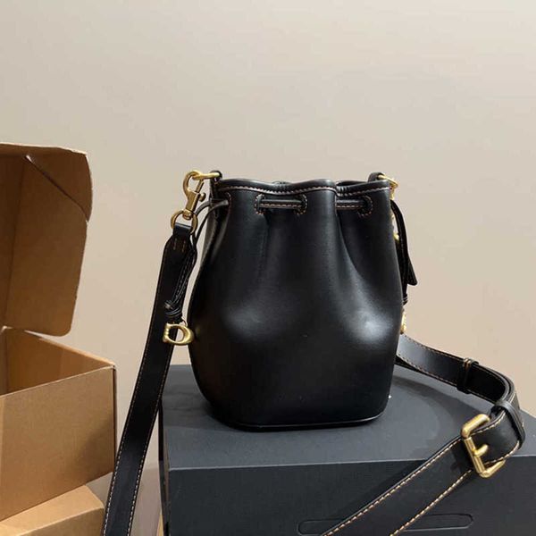 

luxury bags bucket bag women designer crossbody bag black handbag classic c-letter metal print shoulder purse womens handbags 230810
