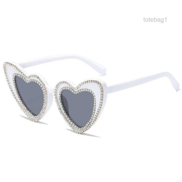 

new love frame sunglasses party diamond women's trend funny street shooting glasses 190i, White;black