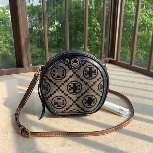 

designer bag 2024 early launch new women's one shoulder crossbody small round fashion versatile casual advanced foreigner sense mobile