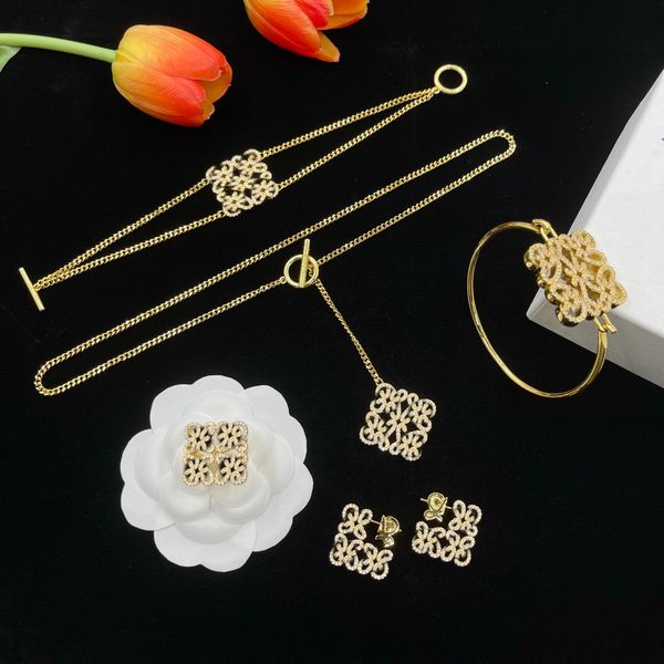 

new fashion anagram tassels pendant earrings asymmetric women retro necklace rose gold full diamonds ear stud hoop ladies brooch designer je, Silver