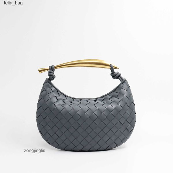 

bottegaas woven handbags venetaas bags 2023 selling shark designer large tote bag capacity handheld dumpling solid metal handle casual women