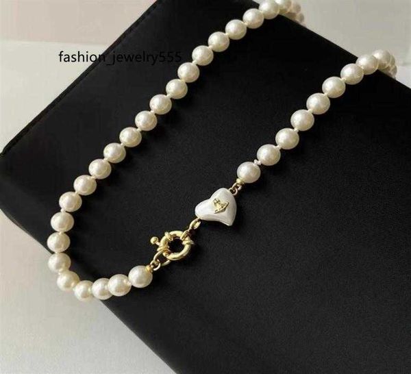 

chokers famous british designer pearl necklace choker chain letterv pendant necklace 18k gold plated 925 silver titanium jewelry for wome223, Golden;silver