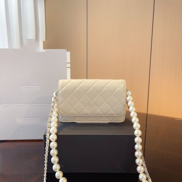 

2023 fashion casual women's small and practical pearl chain crossbody shoulder bag