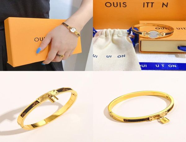 

fashion 18k rose gold bangle luxury designer bracelet womens love diamond pearl bracelet popular brand jewelry couple family acces6315383, Black