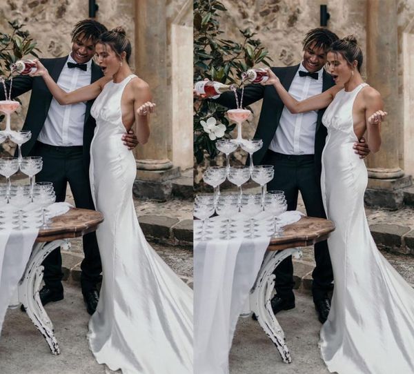 

simple halter mermaid wedding dresses backless ruched bridal gown beach trumpet vestidos de novia4932858, White