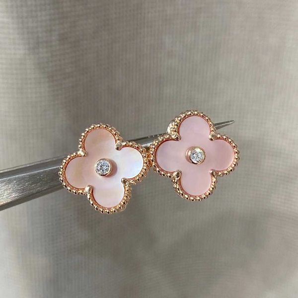 

Designer Four-leaf clover luxury top jewelry accessories women Cleef high version ear pat female V gold plated 18k rose gold white fritillary chalcedony earrings