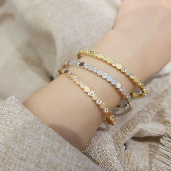 

fashion designer chaumet shangmei same style honeycomb bracelet shangjia light luxury simple hexagonal full diamond design female cnc, Black