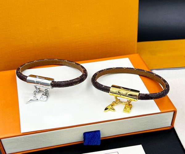 

luxury designer jewelry m8074 bracelet presbyopia leather bracelets fashion for men women leather elegant bangle with box dustbag8472239, Golden;silver