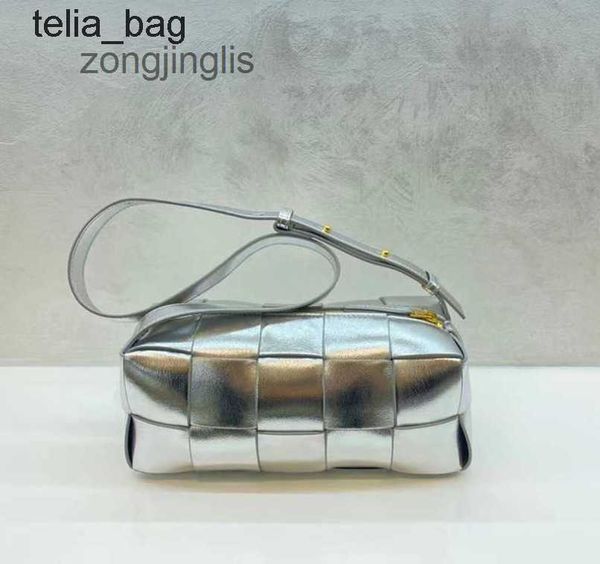

bottegaas color bag underarm 2023 shoulder venetaes knitted bags cowhide candy summer one brick cassettes square wo 5kzu