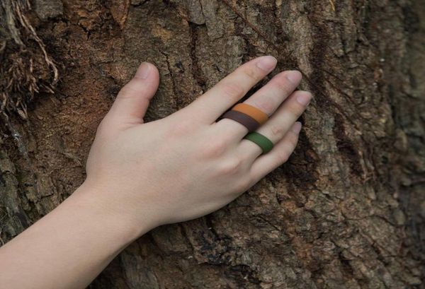 

silicone rings for men mens rubber wedding ring bands rings sports jewelry gift6666027, Slivery;golden