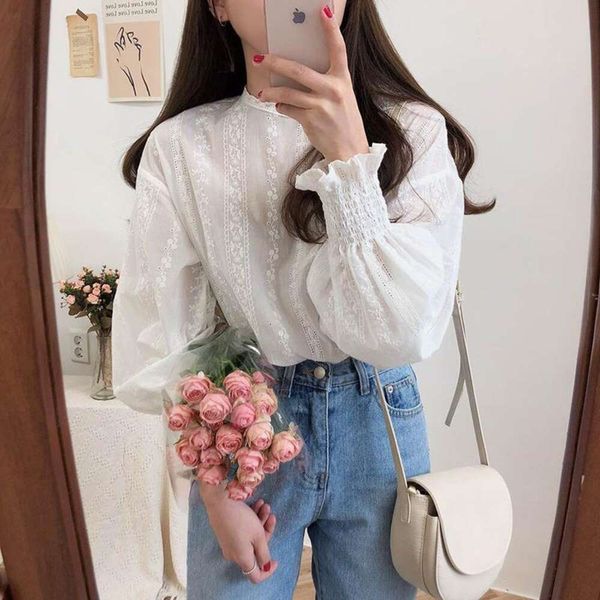 

very fairy blouse spring and womens blouses autumn style korean fresh embroidered lace long sleeved western, White