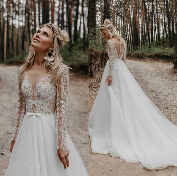 

2020 bohemian wedding dress lace appliqued long sleeve sheer v neck vestido de noiva sweep train beach boho wedding dresses bridal8574417, White