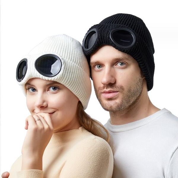 

2023 new outdoors sports trendy men women knitted hat fashion letter pattern embroidery ski warm beanie cap ad7