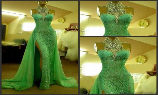 

2019 high collar emerald green evening dresses with crystal diamond arabic prom gowns long lace side slit dubai evening dress4313684, Black;red