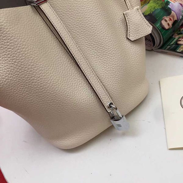 

2023classic selling vegetable basket bags picotin lock female genuine leather brand fashion high-quality handbag large capacity buckethandba