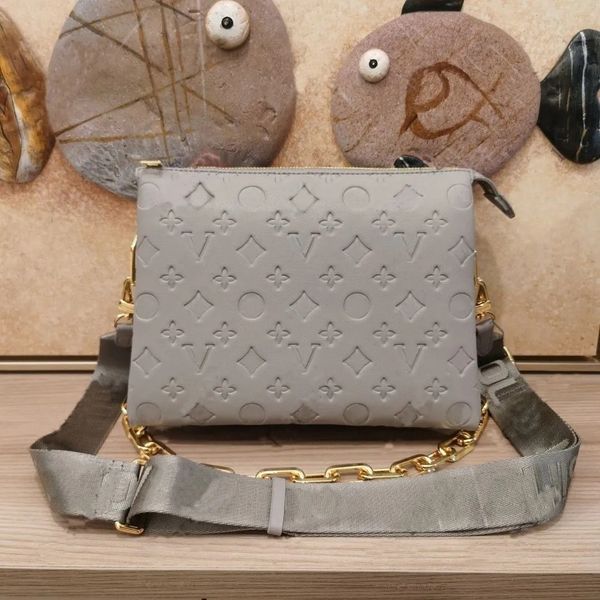 

5a quality genuine leather shoulder bag coussin women's men totes crossbody bags luxury designer foums fashion messenger wallet camera