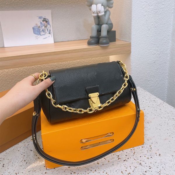 2023 Croisette Shoulder Bag Madeleine Bb Luxury Handbag Purse Designer Real Leather Ladies Embossed Printing Flowers Messenger Crossbody Bags Wallet Women
