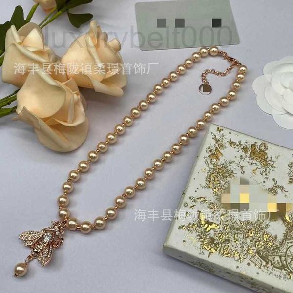 

strands, strings designer fashionable, exquisite, elegant bee pattern design inlaid with rhinestone pendant and brass pearl necklace 8d14, Black