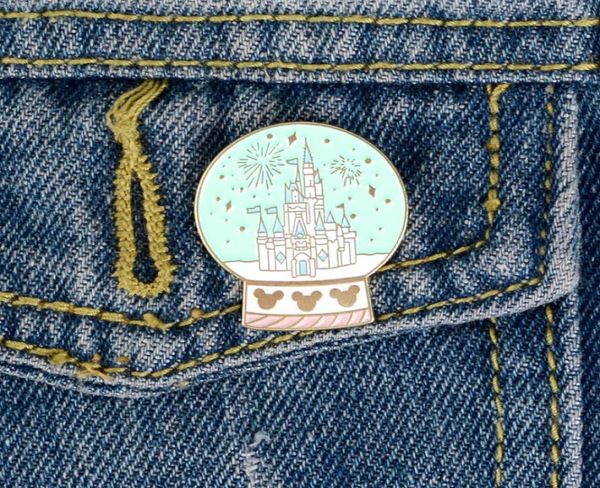 

cute small round castle funny enamel brooches pins for women christmas demin shirt decor brooch pin metal kawaii badge fashion jew2331110, Blue