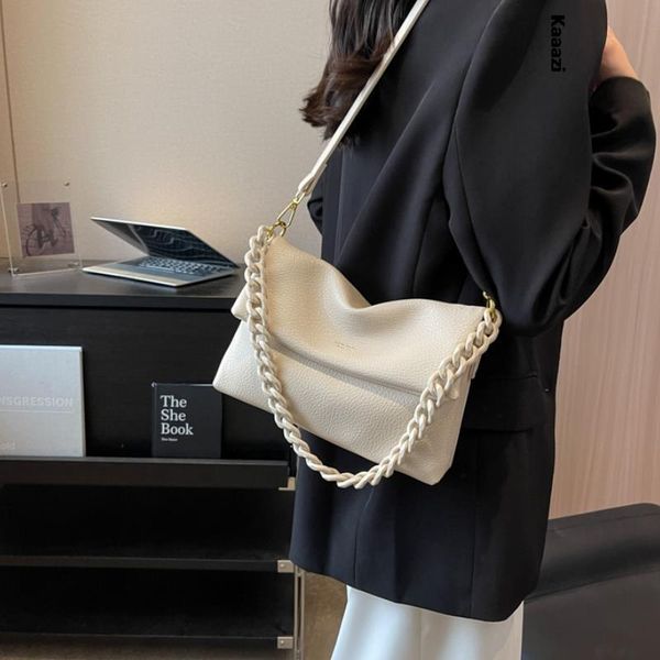 

evening bags solid color versatile tote shoulder for women chain crossbody bag luxury designer 2023 large capacity handbags simple 230814