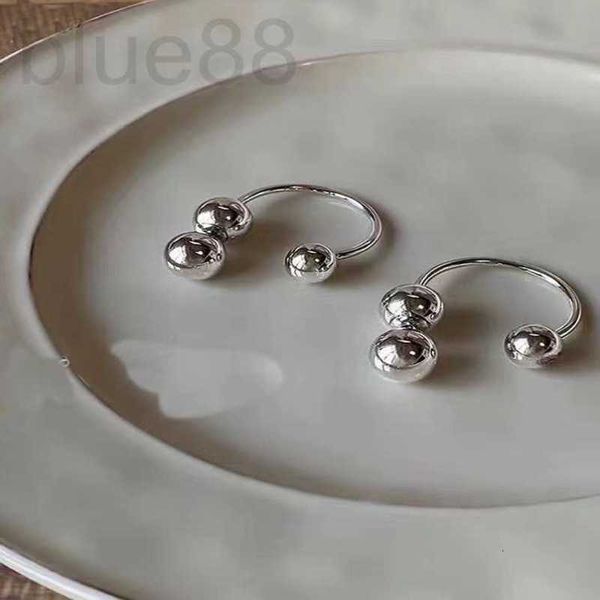 

charm designer arc de triomphe u-shaped round bead brass earrings with cool and niche design earrings, double threaded for women f3e1, Golden