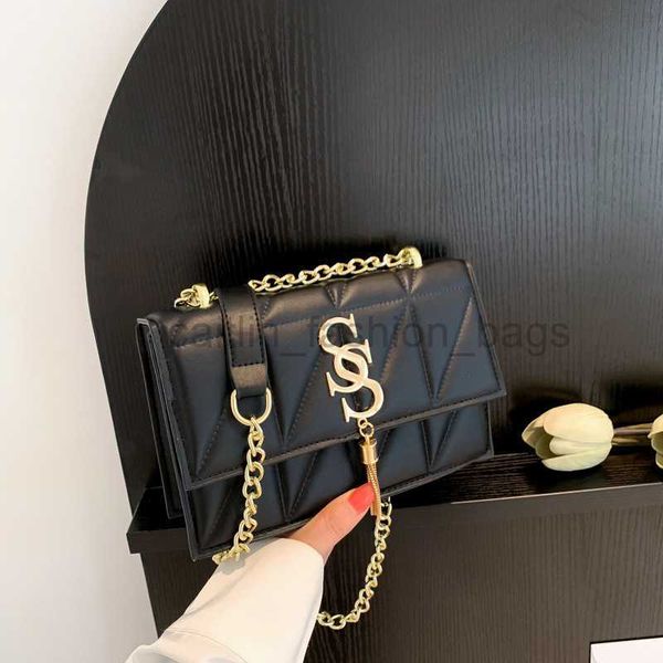 

shoulder bags simple and casual bag for women 2023 summer new fashion trend shoulder bag casual chain crossbody bag for women caitlin_fashio