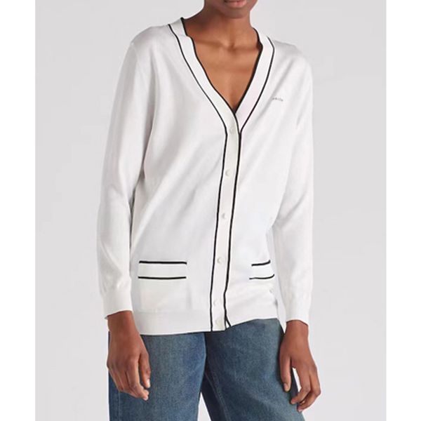 

8.15 comfortable fashion contrast color letter jacquard single breasted pocket wool knitted cardigan women's sweaters, White;black