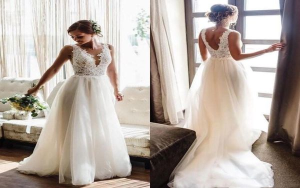 

2020 country v neck sleeveless tulle wedding dresses bohemian a line sweep train boho bridal gowns with lace3350887, White