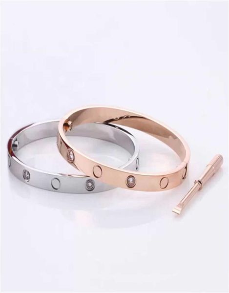 

love bracelet designer bracelets luxury jewelry women bangle fashion accessories titanium steel cuff chain designer letter screw4065667, Golden;silver