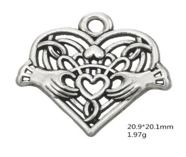 

2021 antique silver plated claddagh friendship heart in hand pendant irish bff charm for diy bracelet1080911, Bronze;silver