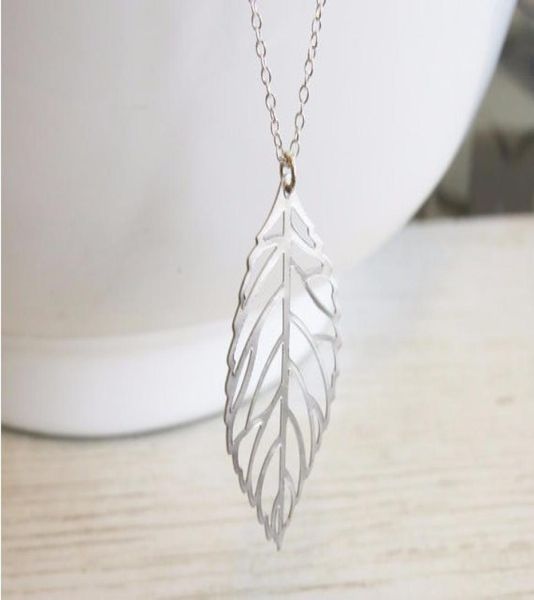 

pendants necklaces jewelry vintage fashion women brief gold silver plated hollow out alloy leaf clavicle chain necklaces7047409