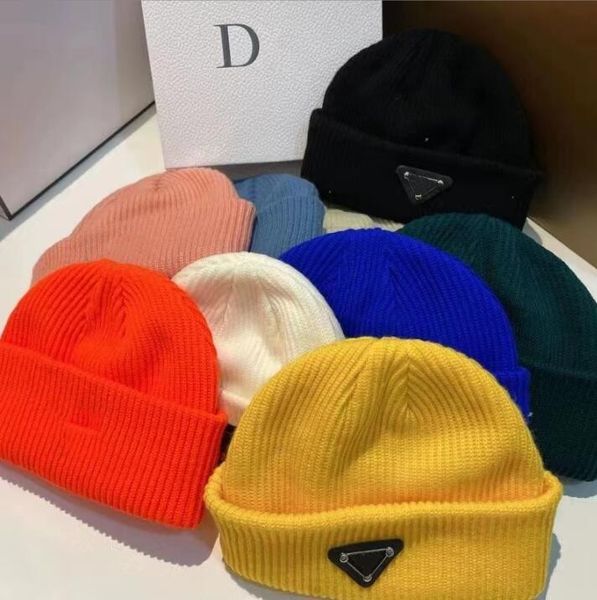 

2023 new outdoors sports trendy men women knitted hat fashion letter pattern embroidery ski warm beanie cap ad78