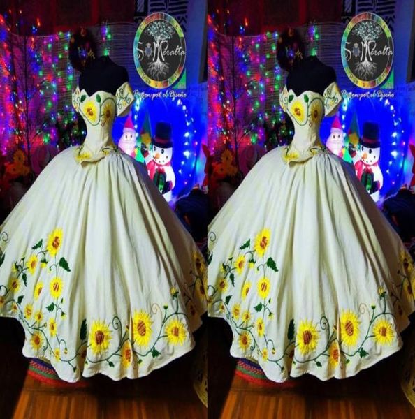 

2022 romantic yellow s ball gown quinceanera dresses off the shoulder mexican cap short sleeves embroidery corset prom ev2971389, Blue;red