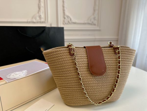 

2023 fashion casual women's bag textile stitching straw vacation beach shoulder