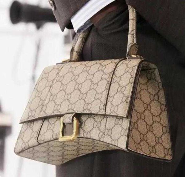 

2022 lady shopping bags fashion handbags women totes shoulder cross body half moon luxury genuine leather classic retro purse wallets handle