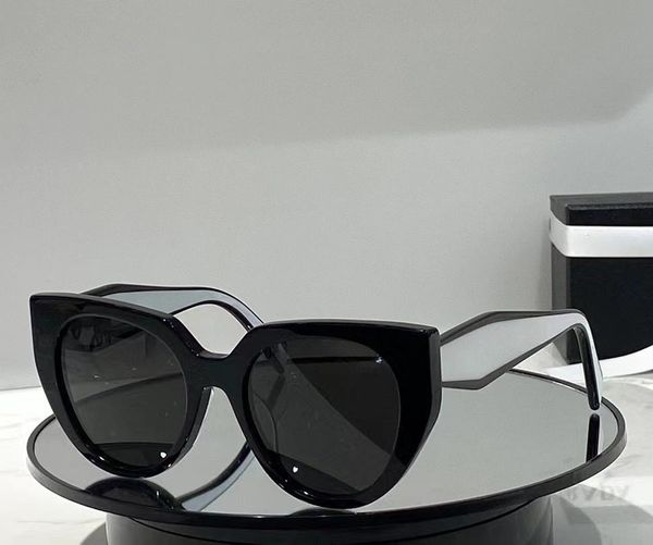 

designer sunglasses for men and women classic white black eyeglasses outdoor travel beach fashion decorative sun glasses mirror eyewear unis