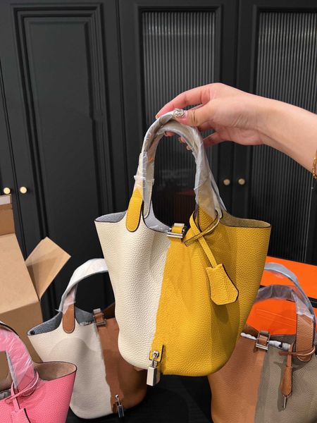

vegetable basket h tote dual color womens large capacity handbag designer luxury lock chain key style quilted simple shopping bag id michafl