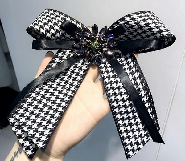 

new design fabric bow brooches for women necktie style brooch pin wedding dress shirt brooch pin handmade accessories fashion gift2237638, Gray
