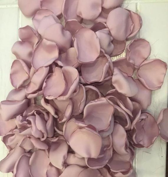 

light dusty pink satin rose petals for wedding petals soft flower girl rose petal 120pieces a lot8118676