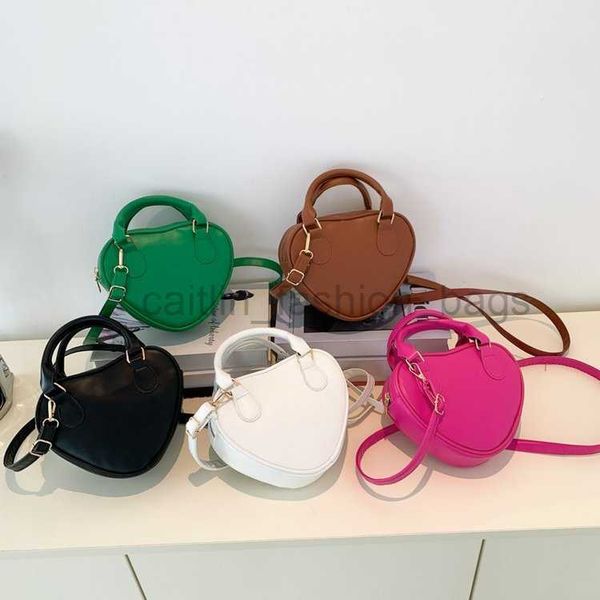 

cross body 2023 fashion impressed love bag women's bag summer new trend fashion cross shoulder heart shaped small bag caitlin_fashion_b