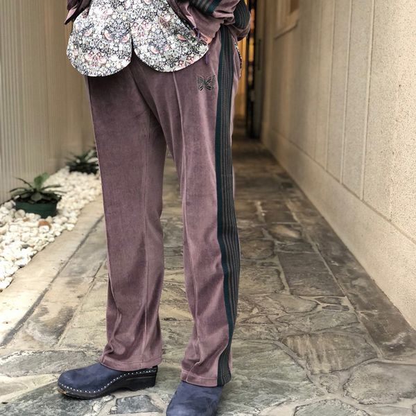 

men s pants keep warm needles awge trousers men women 1 velvet sweatpants butterfly embroidery pocket all match 230814, Black