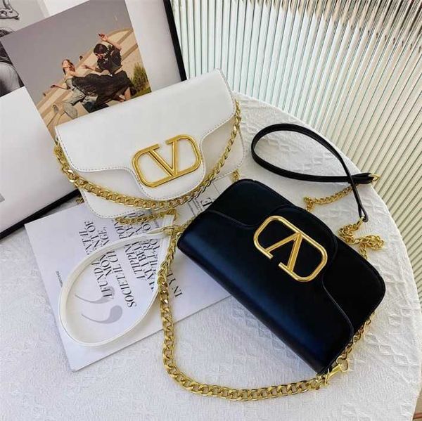 

2023 v high v bags trend for designer ladies v fashion texture belt buckle shoulder bag cake bag