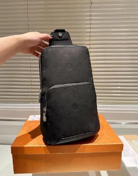 

avenue sling bag mens designer 5a leather shoulder bags mans luxurys designers cross body purse wallet hobos message handbag tote belt bag b