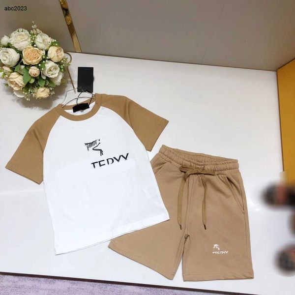 

new designer baby clothes kids tracksuits fashion summer suit size 90-140 cm 2pcs spliced short sleeved t-shirt and tied waist shorts june15, White