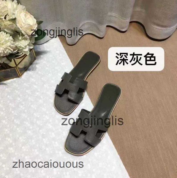 

color 2023 slippers women's shoes sandal slipper oran summer baida designer bear matching leatflat sandals for tourism litchi pattern o