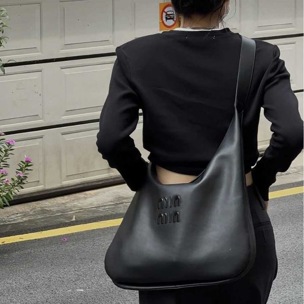 

designers bags leather large capacity college commuting cross body bag tote bag women k0ce