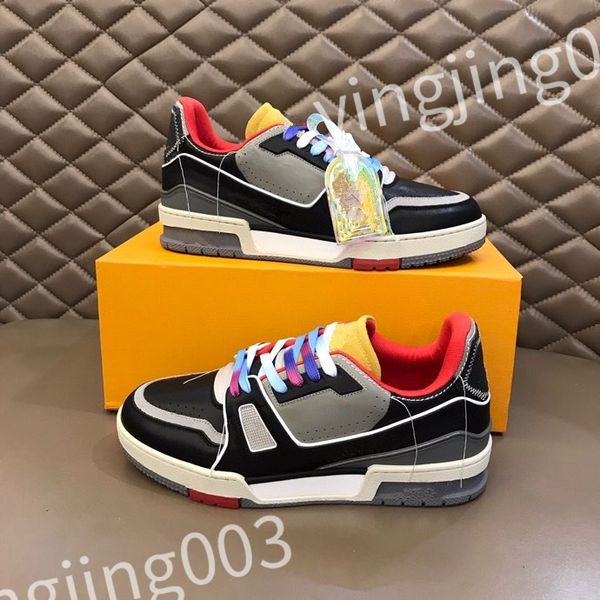 

2023 luxurys designer men women casual shoes sneakers platform black white grey blue light mens trainers sports fashion tennis shoes size 39