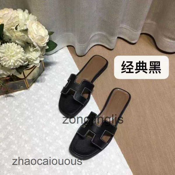 

color oran bear 2023 shoes sandal women's slipper slippers summer designer baida matching leatflat sandals for tourism litchi pattern b