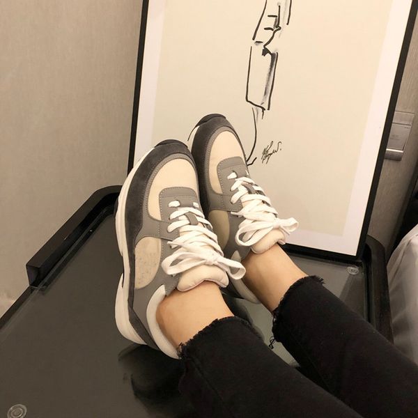 

luxury designer casual shoes embossed trainer sneaker triple white pink sky blue black green yellow 2020