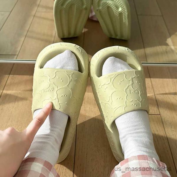 

slipper bear cloud slippers women men thick sole summer beach bathroom anti-slip home slipper sandals fashion flip-flops r230816, Black;grey